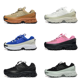 Nike's stylish and versatile water-resistant running shoes-2670